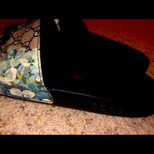 Gucci Flip flops